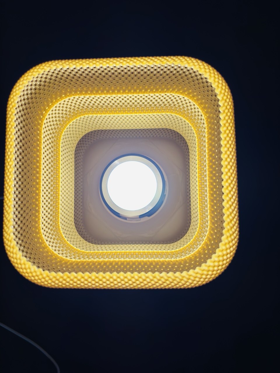 Lampe de Table 3D Design Organique | Lampe de Table Moderne | Veilleuse | Lampe de Chevet Imprimée en 3D | PLA Écologique | Cadeau Minimaliste