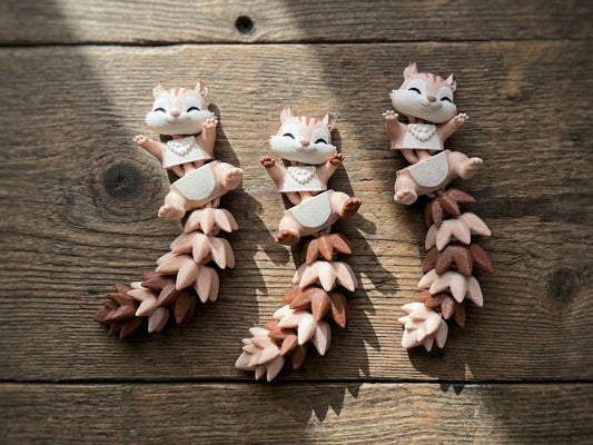 Cute Flexi Squirrel - Articulated 3D Printed Toy & Keychain